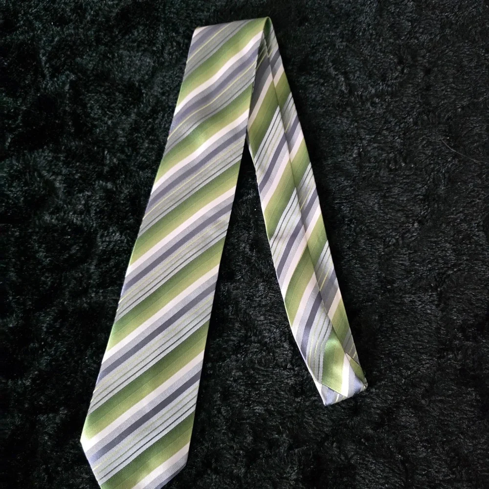 Geoffrey Beene Striped 100% Silk Tie Handmade Green Gray White Mens Formal‎ Wear